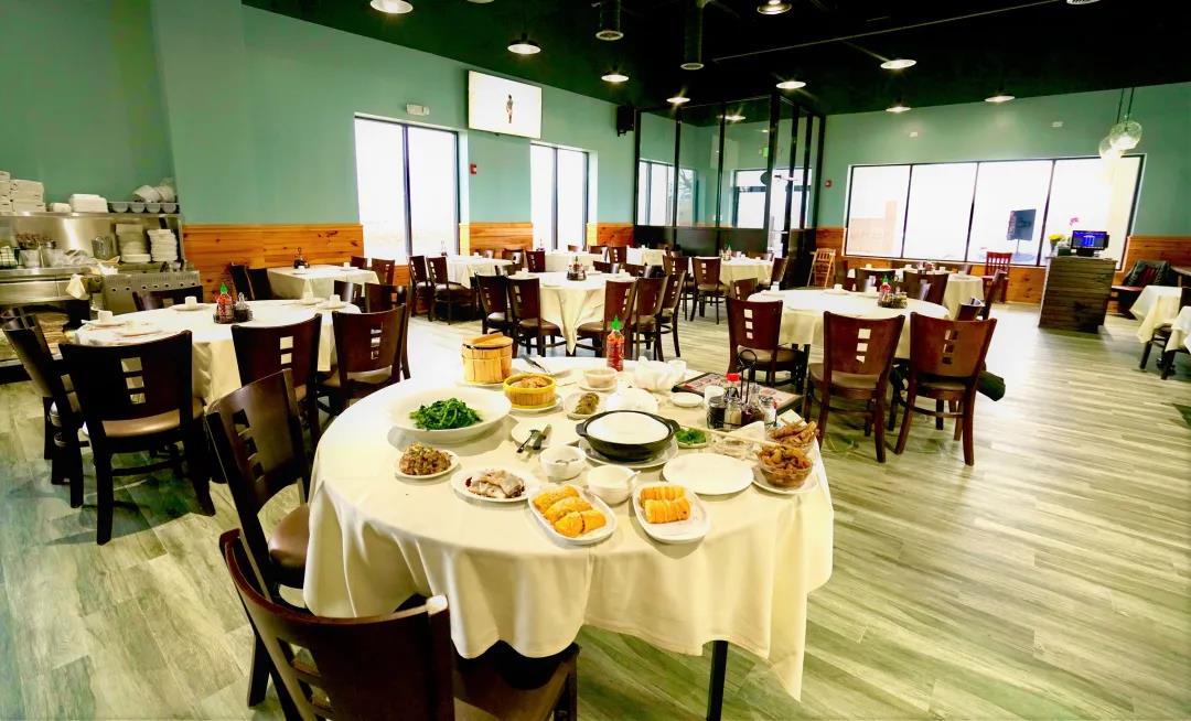 超大的用餐空间