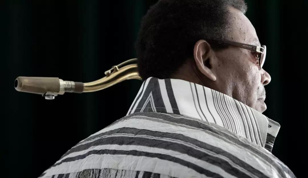 费城传奇萨克演奏家奥迪恩·波普