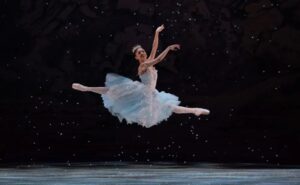 费城芭蕾舞团《胡桃夹子》演出剧照2