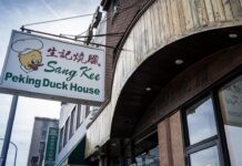 携手共进, 小企业撑起费城唐人街的未来! 周喆生2