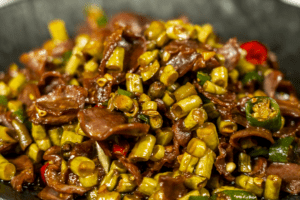 酸豆角鸡胗2