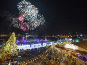 独立蓝十字河滨滑冰场冰上跨年派对