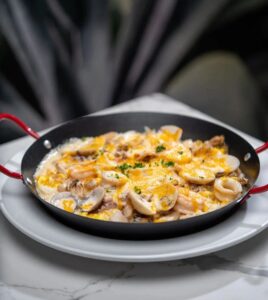 海鲜芝士焗炒饭