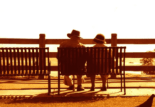 亚马逊热销中国产磨牙玩具致32起窒息被紧急召回; 宾州跻身2026年全美十佳退休地; 警告! 费城水痘病例有上升趋势