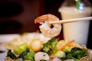 Crispy Pan Fried Egg Noodles With Seafood2