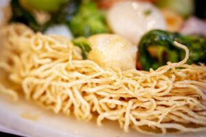 Crispy Pan Fried Egg Noodles With Seafood4